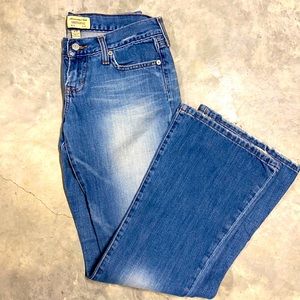 Abercrombie & Fitch Low Rise Flare Jeans 4R